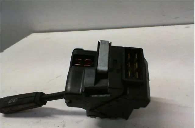 Commande eclairage RENAULT SUPER 5 Phase 1 10-1984--12-1996 FIVE D occasion