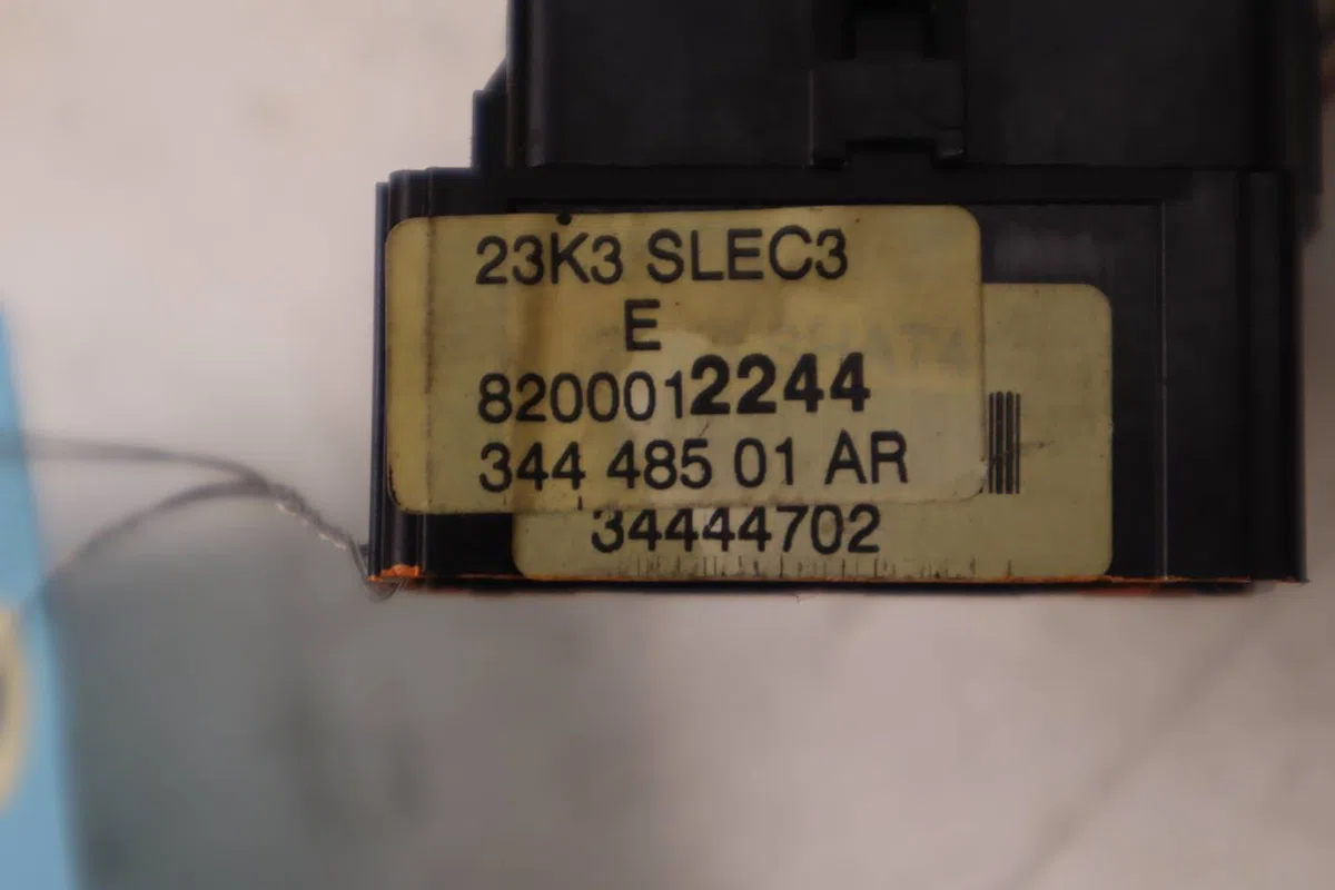 Commande eclairage Renault VEL SATIS (BJ0_) 2.2 dci (bj0e, bj0f) (2002-2009) 5 portes occasion