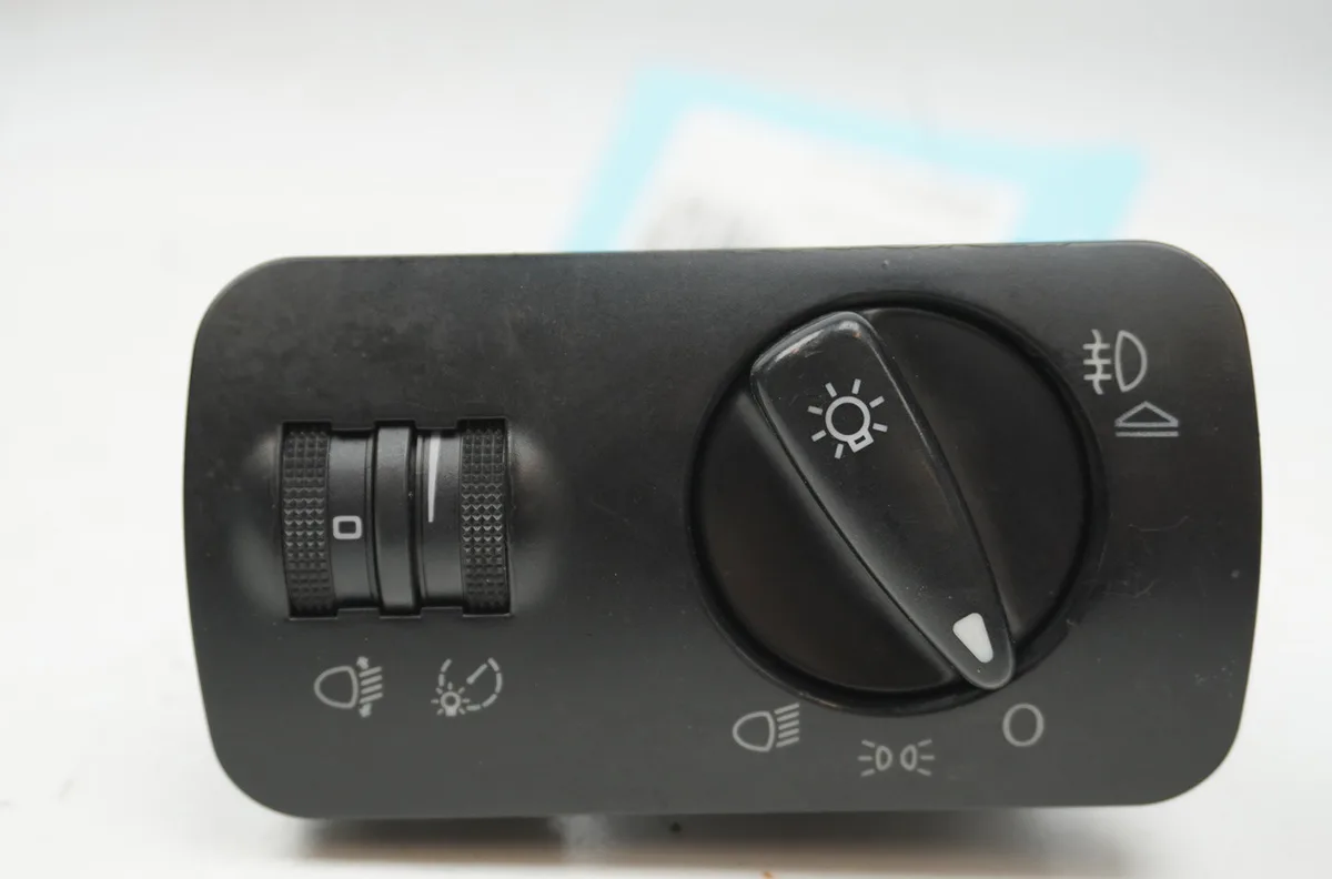 Commande eclairage Seat IBIZA II (6K1) 1.9 sdi (1996-1999) occasion