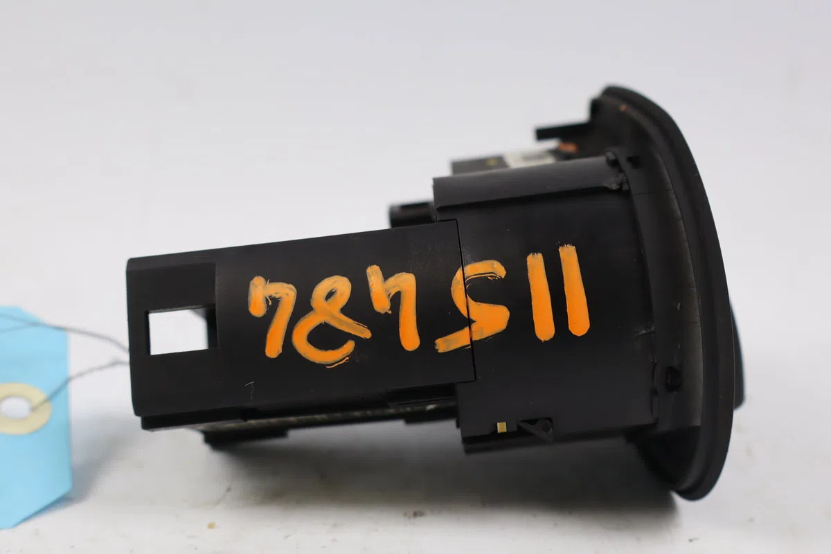 Commande eclairage Seat IBIZA IV (6J5, 6P1) 1.9 tdi (2008-2010) occasion