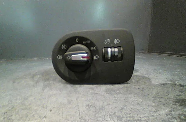 Commande eclairage SEAT LEON occasion