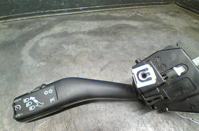 Commande eclairage Seat TOLEDO III (5P2) 1.9 tdi (2004-2009) occasion