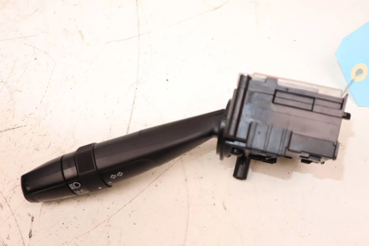 Commande eclairage Suzuki VITARA (LY) 1.4 t allgrip (apk 414) (2015) occasion