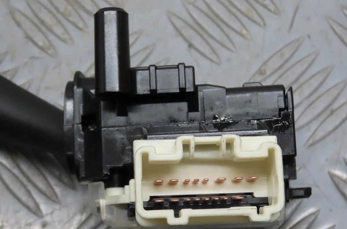 Commande eclairage Toyota COROLLA Verso (ZER_, ZZE12_, R1_) 1.6 (znr10_) (2004-2009) occasion