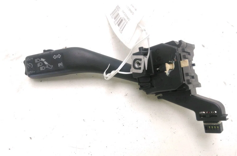 Commande eclairage Volkswagen GOLF V (1K1) 1.9 tdi (2003-2008) 5 portes occasion