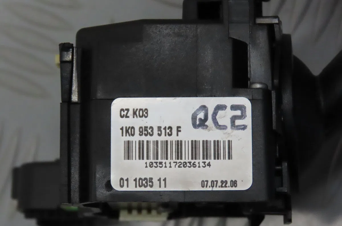 Commande eclairage Volkswagen GOLF V (1K1) 2.0 tdi 16v (2003-2008) occasion