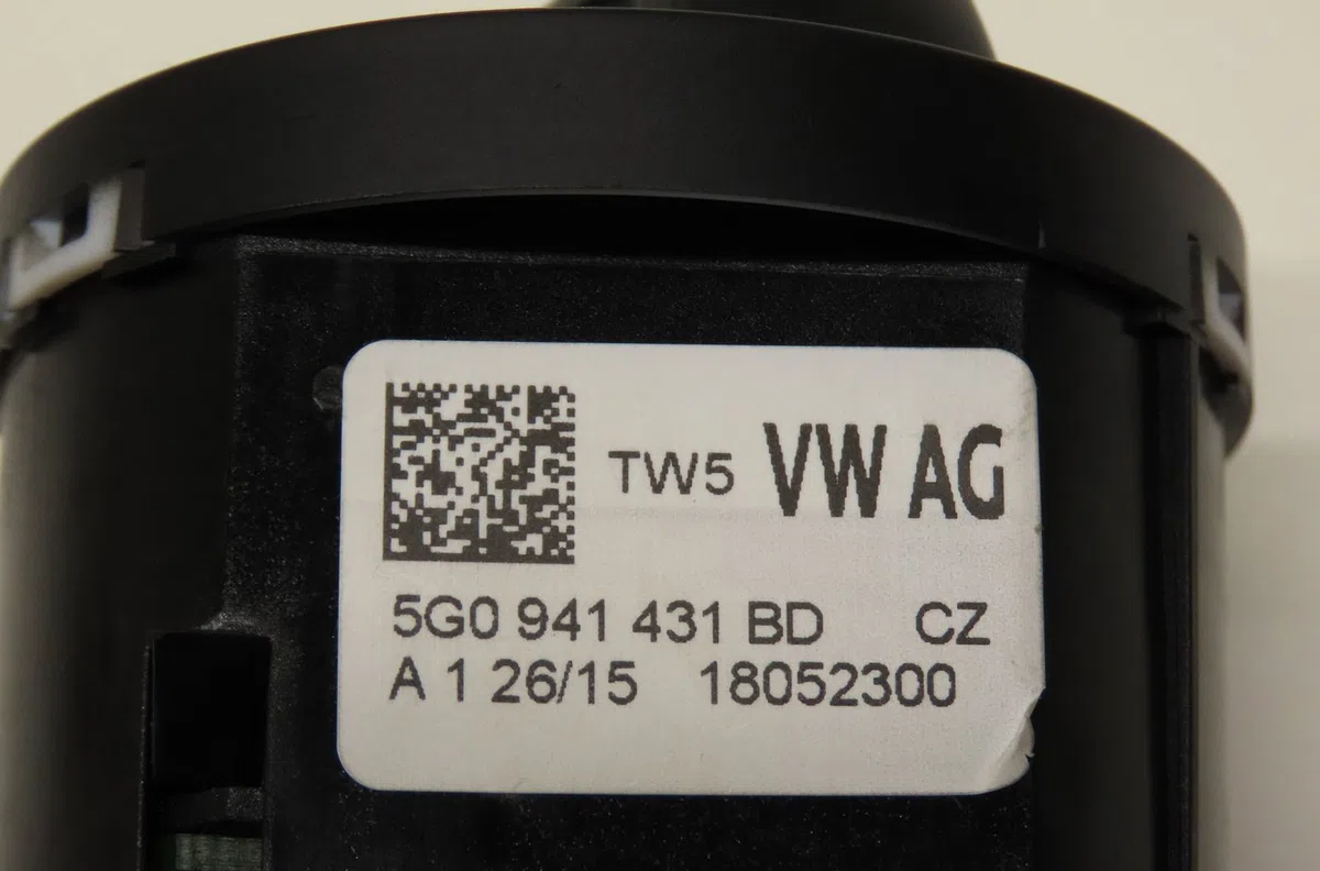 Commande eclairage Volkswagen GOLF VII (5G1, BQ1, BE1, BE2) 1.4 tsi (2014-2020) occasion
