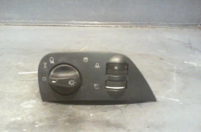Commande eclairage VOLKSWAGEN POLO 1999 occasion