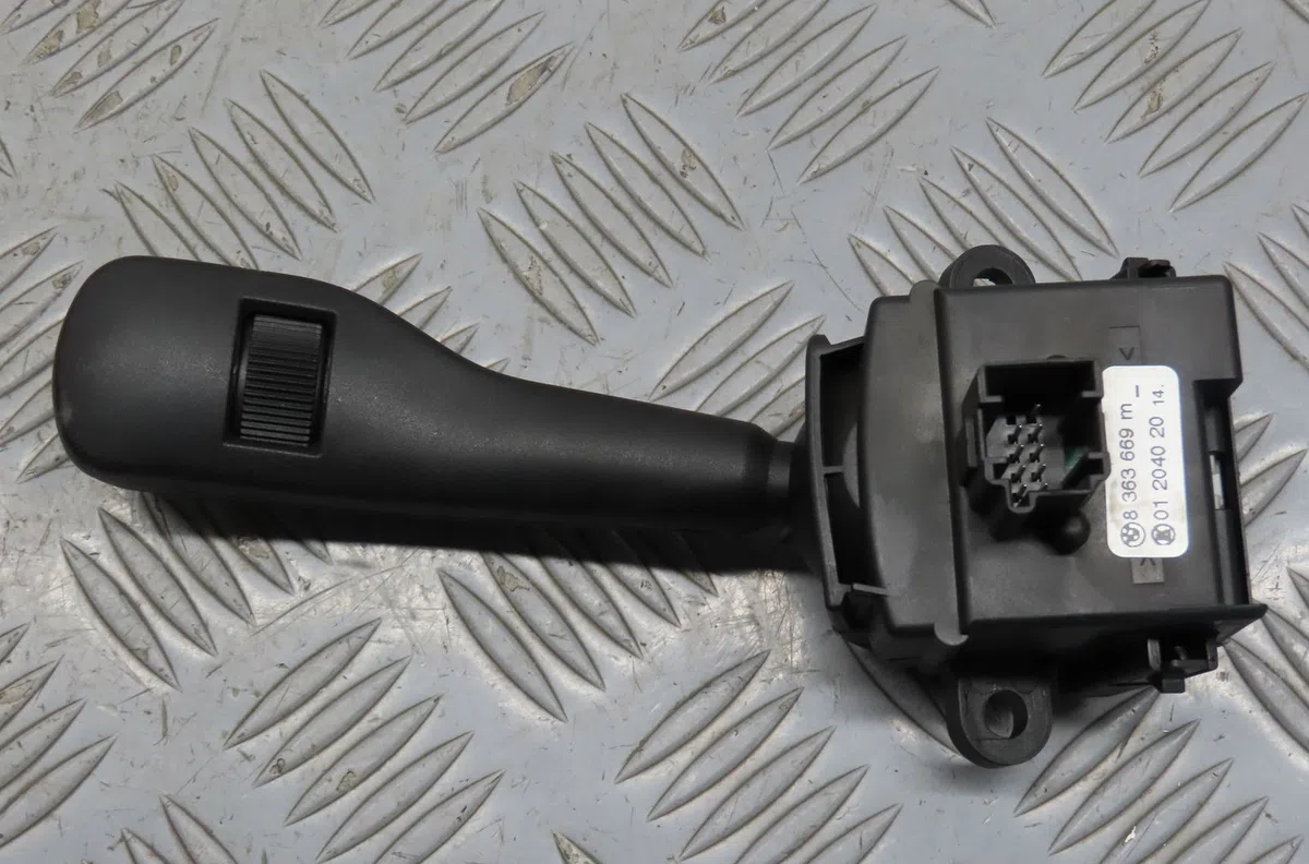 Commande essuie glace Bmw 3 Touring (E46) 318 d (2002-2003) occasion