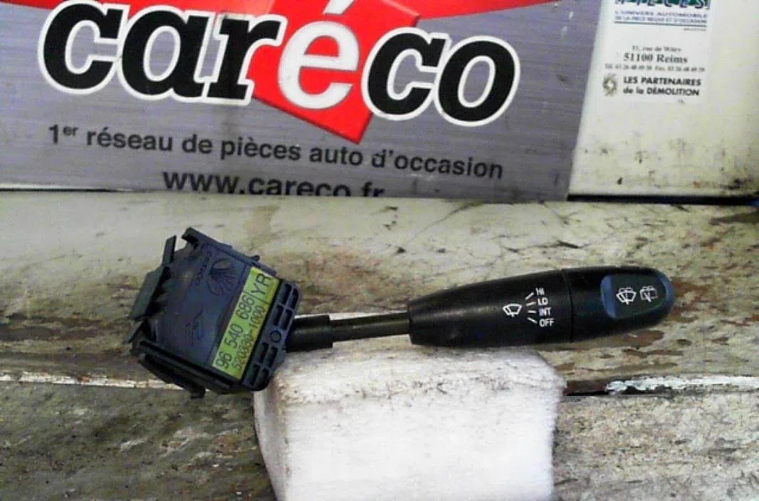 Commande essuie glace Chevrolet AVEO - KALOS 3-5 portes (T200) 1.2 lpg (2005-2008) occasion