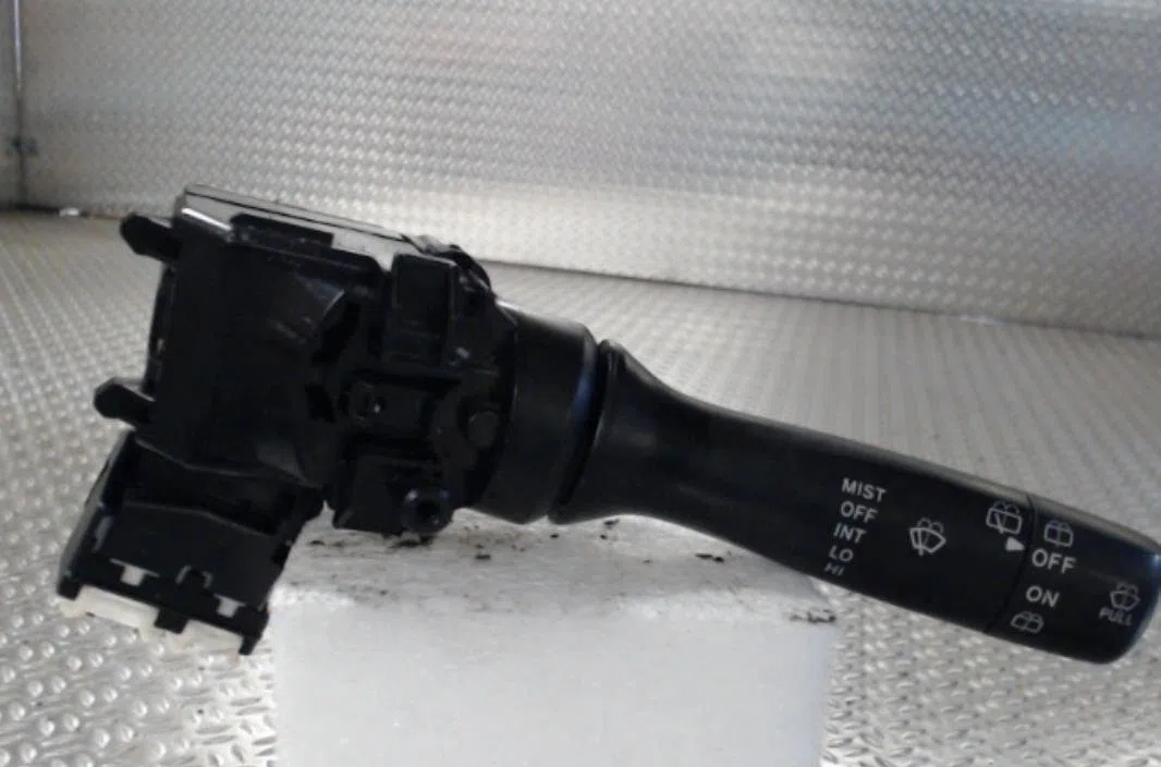 Commande essuie glace Citroen C1 (PM_, PN_) 1.0 (2005-2014) 5 portes occasion