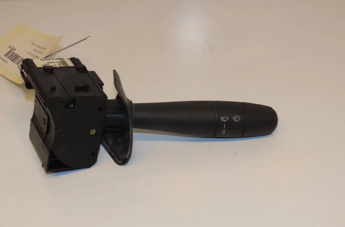 Commande essuie glace Dacia LOGAN (LS_) 1.5 dci (ls0k) (2006-2012) occasion