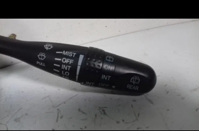 Commande essuie glace FIAT SEDICI 2008 occasion