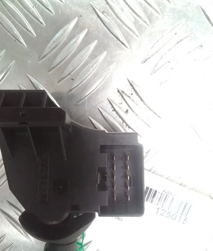 Commande essuie glace FORD FIESTA V 2002 occasion
