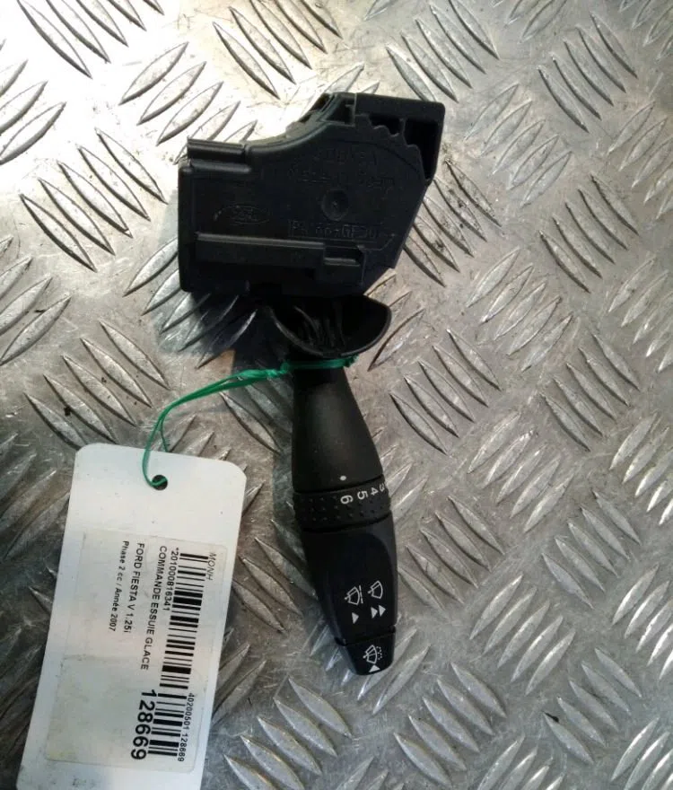 Commande essuie glace Ford FIESTA V (JH_, JD_) 1.25 16v (2002-2008) occasion