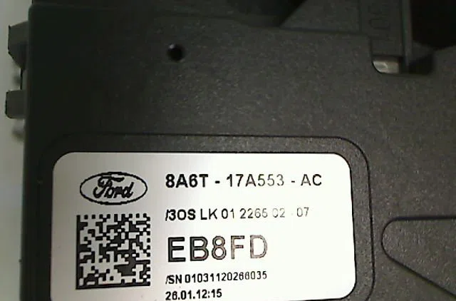 Commande essuie glace FORD FIESTA VI 2012 occasion