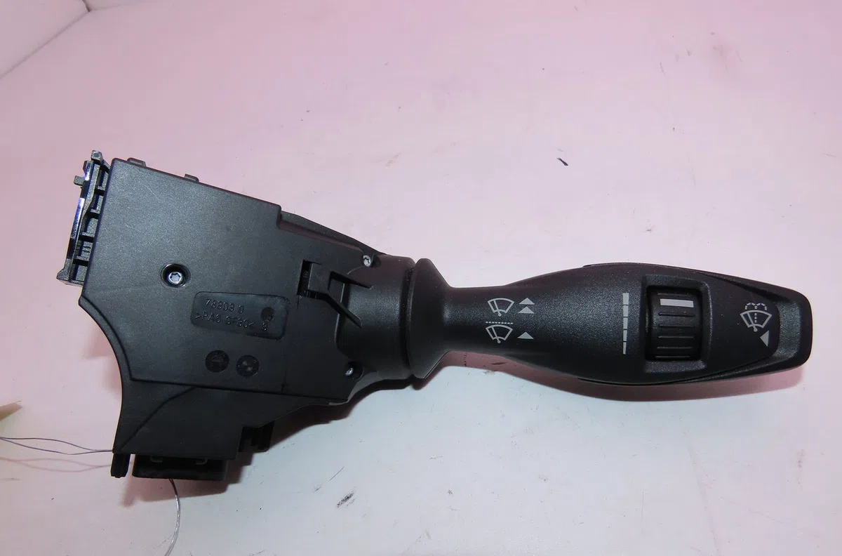 Commande essuie glace Ford FIESTA VI (CB1, CCN) 1.25 (2008-2017) occasion