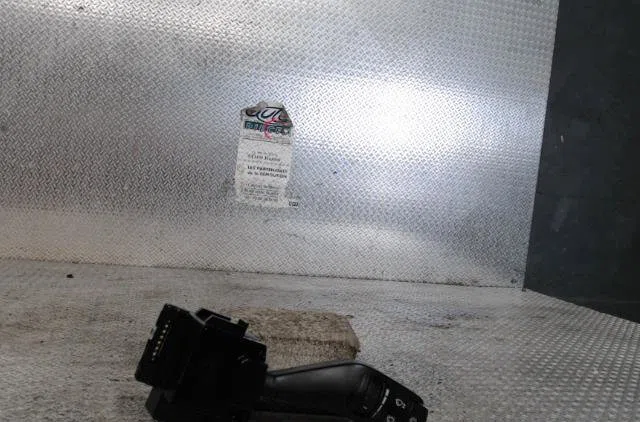 Commande essuie glace Ford FOCUS II (DA_, HCP, DP) 2.0 tdci (2004-2008) occasion