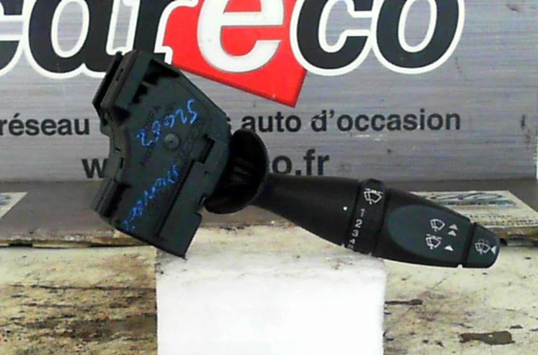 Commande essuie glace Ford MONDEO III (B5Y) 2.0 tdci (2001-2007) 5 portes occasion