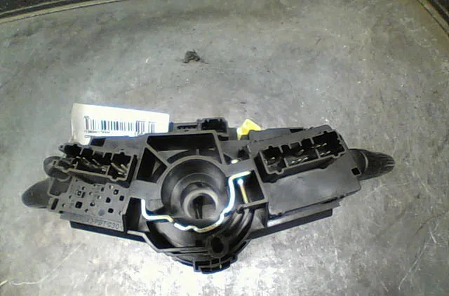 Commande essuie glace Honda CIVIC VII Hatchback (EU, EP, EV) 1.7 ctdi (ep4, eu9) (2002-2005) occasion