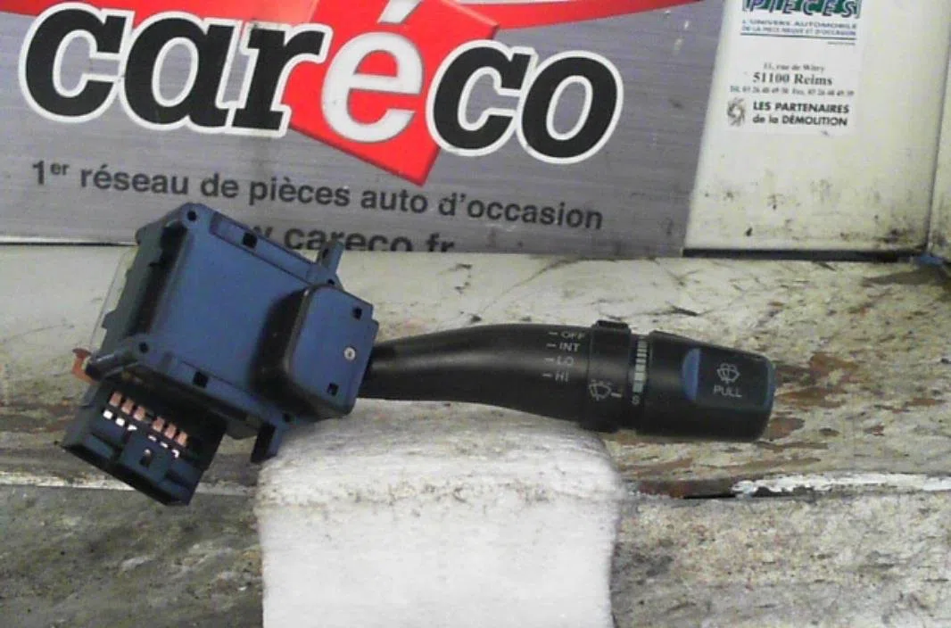 Commande essuie glace HYUNDAI ELANTRA 1  ELANTRA 1 occasion