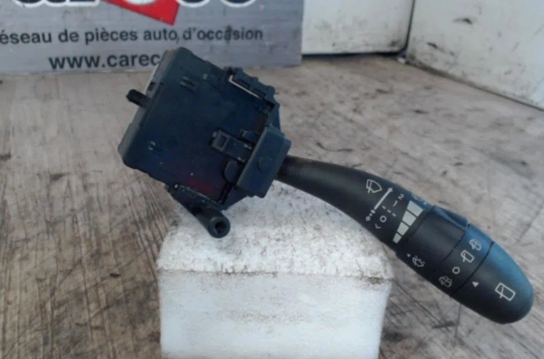 Commande essuie glace HYUNDAI I 30 1  I 30 1 PHASE 1 occasion
