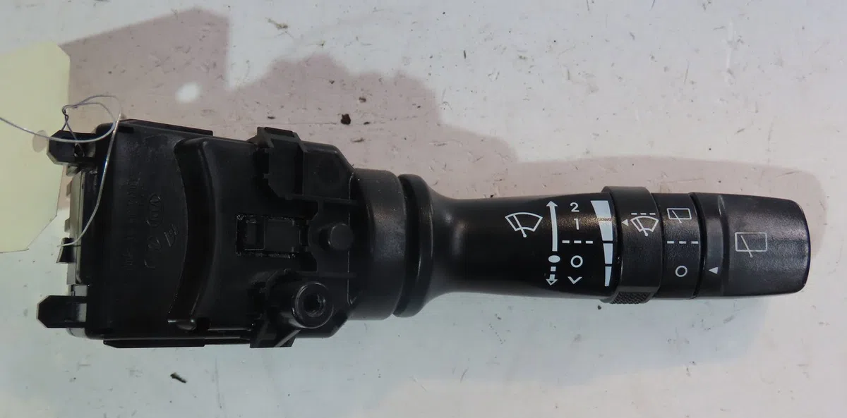 Commande essuie glace Hyundai Ix20 (JC) 1.4 crdi (2010-2019) occasion