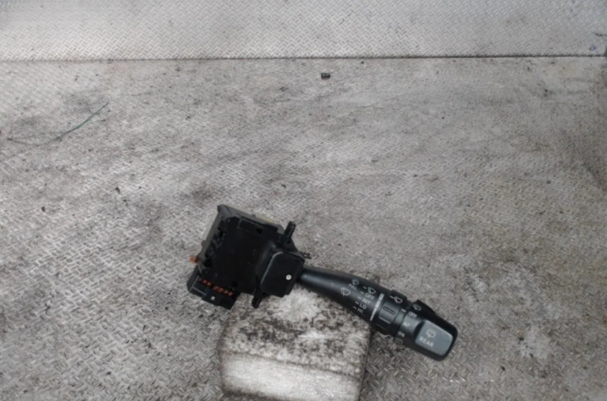 Commande essuie glace HYUNDAI MATRIX  MATRIX PHASE 1 occasion