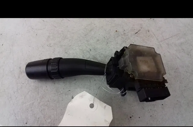 Commande essuie glace Kia SORENTO I (JC) 2.5 crdi (2006-2011) occasion