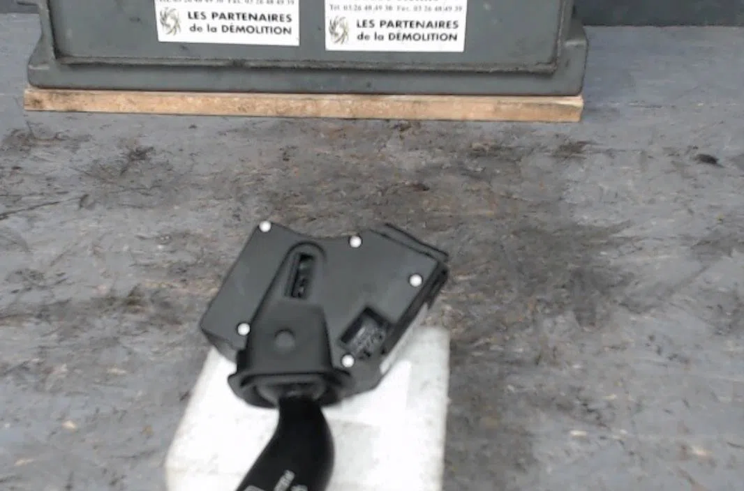 Commande essuie glace MAZDA 2 1  2 1 occasion