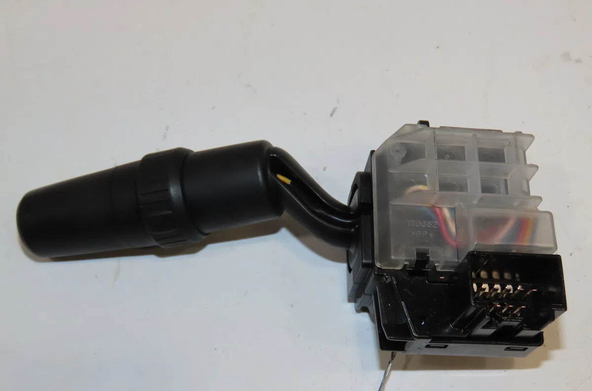 Commande essuie glace Mazda 3 (BK) 2.0 (bkep) (2003-2009) occasion