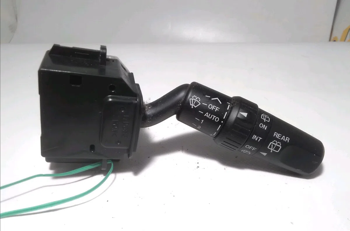 Commande essuie glace Mazda 5 (CR19) 1.8 (cr19) (2005-2010) occasion