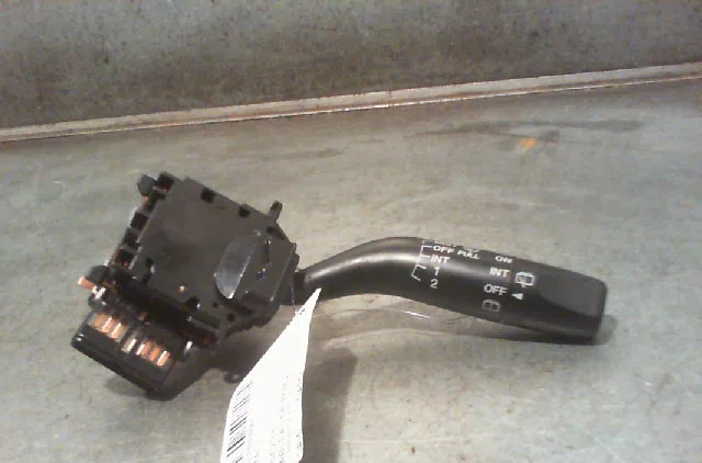Commande essuie glace MAZDA PREMACY Phase 1 07-1999--06-2005 occasion