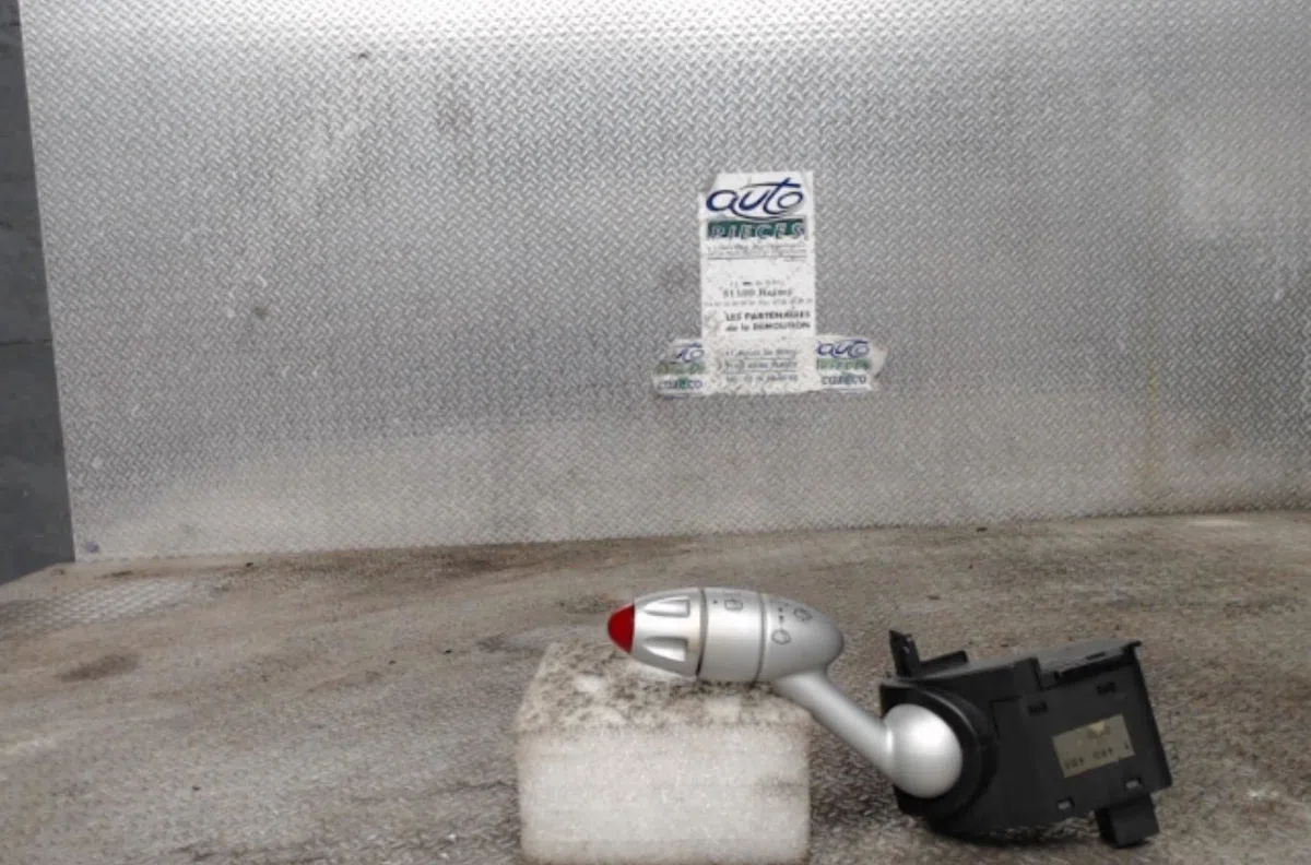 Commande essuie glace MINI MINI 1 R50-R53  MINI 1 R50-R53 PHASE 1 occasion
