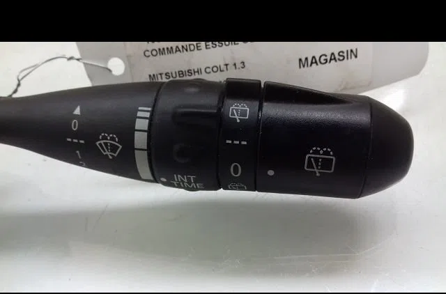 Commande essuie glace Mitsubishi COLT VI (Z3_A, Z2_A) 1.3 (z21a) (2004-2012) occasion