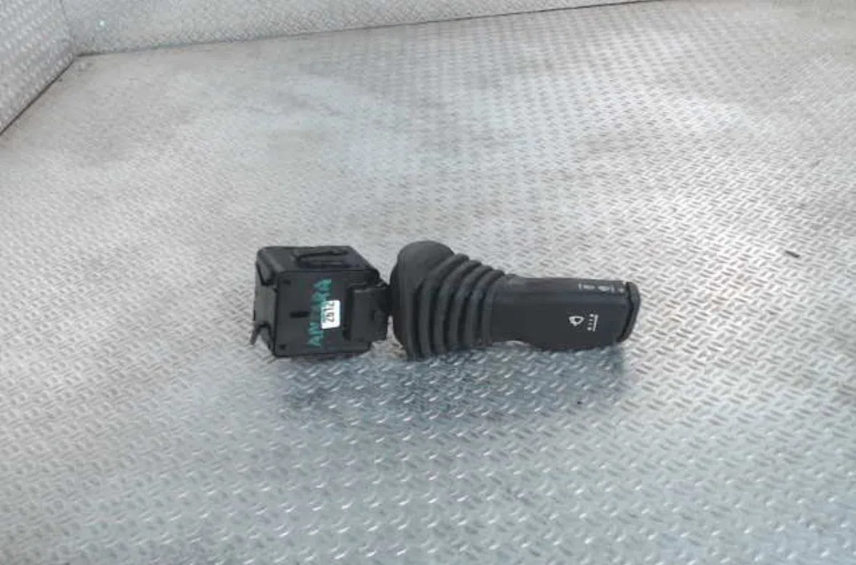 Commande essuie glace Opel ANTARA A (L07) 2.2 cdti (2010-2015) occasion