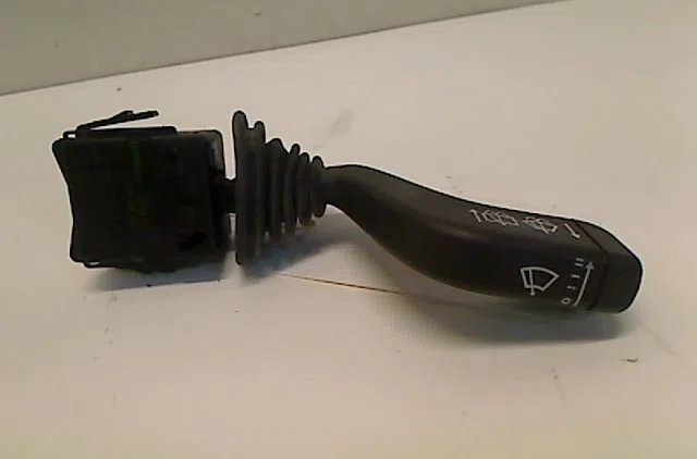 Commande essuie glace OPEL CORSA III 2004 occasion