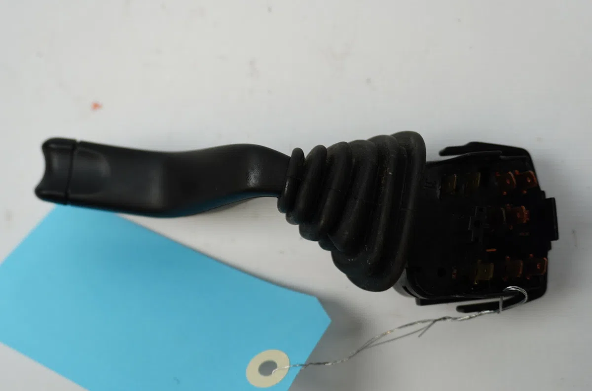 Commande essuie glace Opel VECTRA B Break (J96) 2.0 dti 16v (f35) (1997-2003) occasion