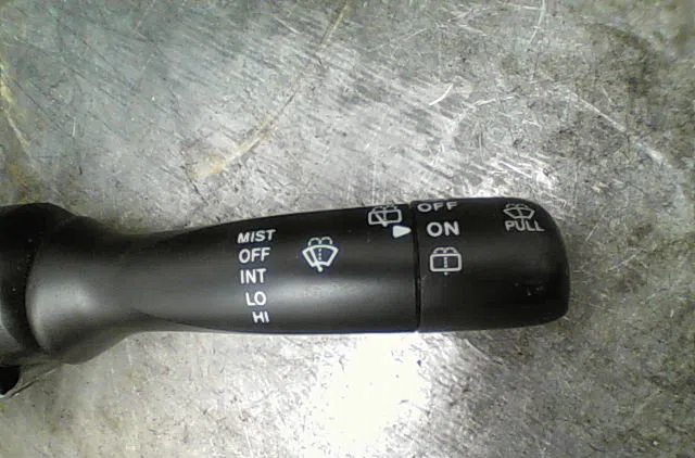 Commande essuie glace PEUGEOT 107 Phase 1 06-2005--12-2008 occasion
