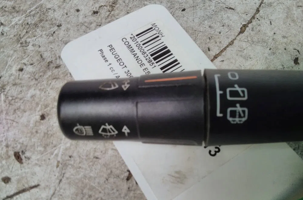 Commande essuie glace PEUGEOT 306 1994 occasion