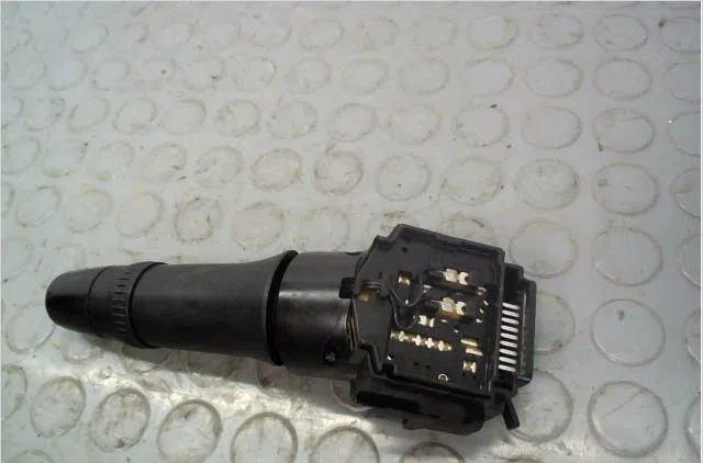 Commande essuie glace Peugeot 4007 (VU_, VV_) 2.2 hdi (2007-2013) occasion