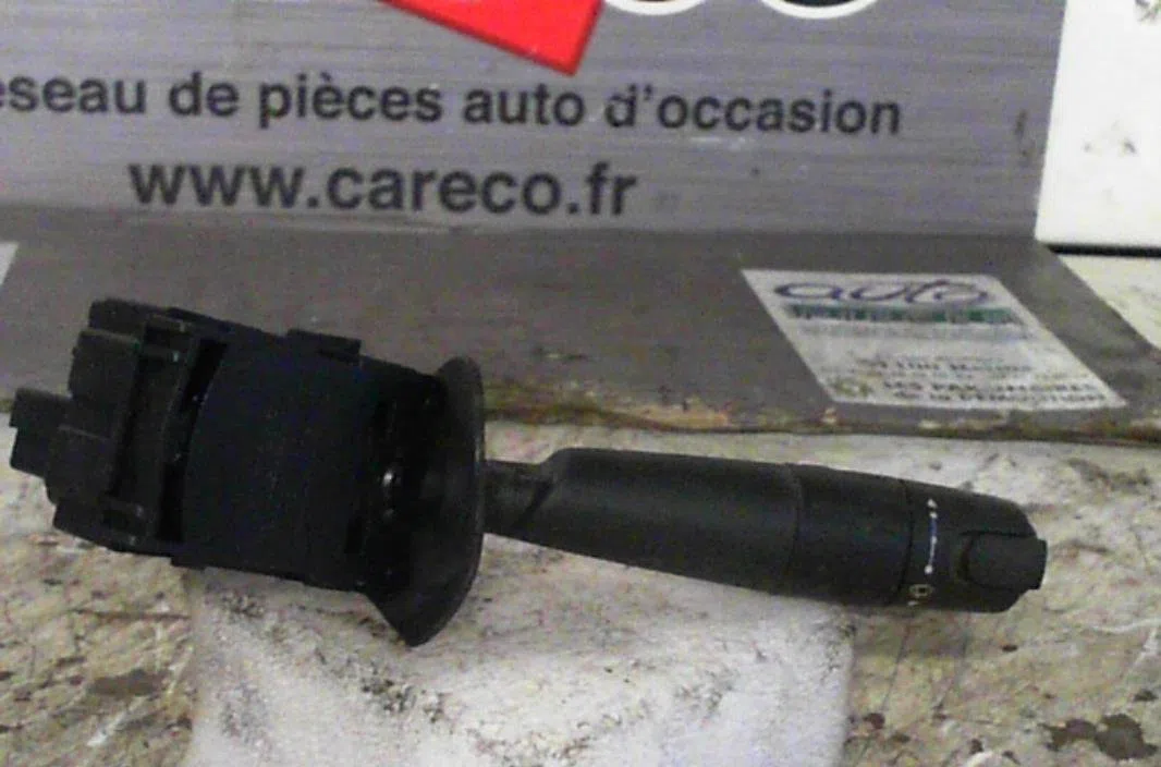 Commande essuie glace Peugeot 406 (8B) 2.1 td 12v (1996-2004) occasion