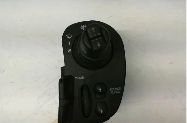 Commande essuie glace RENAULT CLIO III Phase 1 09-2005--03-2009 1.2 TCE 16v 100ch occasion