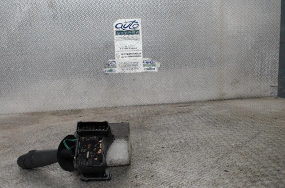 Commande essuie glace RENAULT ESPACE 4  ESPACE 4 PHASE 2 occasion