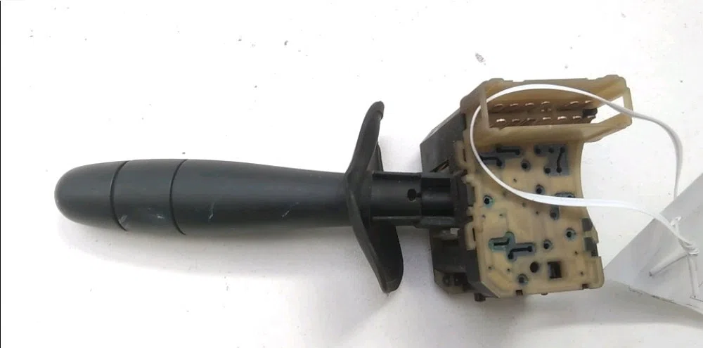 Commande essuie glace Renault KANGOO Express (FC0-1_) D 65 1.9 (fc0e, fc02, fc0j, fc0n) (1997) 4 portes occasion