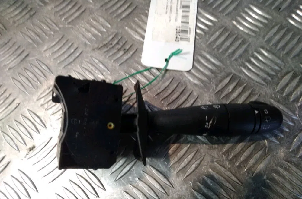 Commande essuie glace Renault KANGOO (KC0-1_) 1.2 16v (kc05, kc06, kc03, kc0t, kc0w, kc1d) (2001) occasion