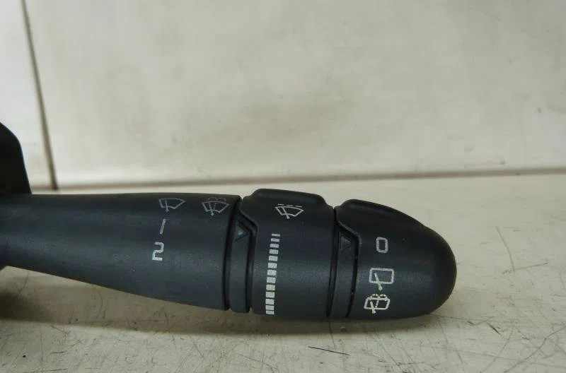 Commande essuie glace RENAULT LAGUNA 1 PHASE 2 BREAK occasion — photo 3