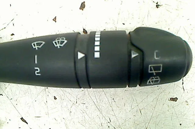 Commande essuie glace Renault LAGUNA II Grandtour (KG0-1_) 1.9 dci (kg1v) (2005-2007) occasion