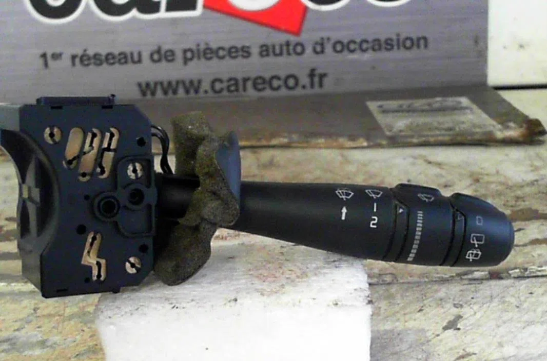 Commande essuie glace RENAULT MEGANE 1  MEGANE 1 BREAK occasion