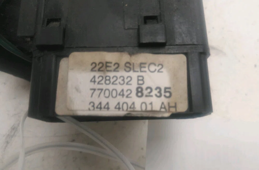 Commande essuie glace Renault MEGANE I Cabriolet (EA0-1_) 1.6 16v (ea04, ea0b, ea11, ea1j) (1999-2003) occasion